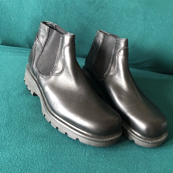 !!SOLD!! NBW VINTAGE MADE IN ENGLAND DOCS - Picture 1 of 5